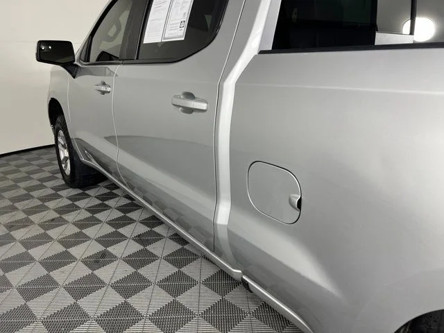 Used 2022 Silver Chevrolet LT image 10