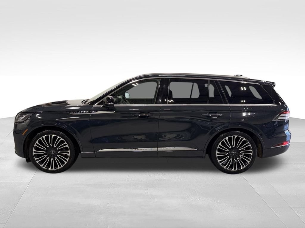 Used 2025 Lincoln Aviator Black Label with VIN 5LM5J9XC2SGL26151 for sale in Golden Valley, Minnesota