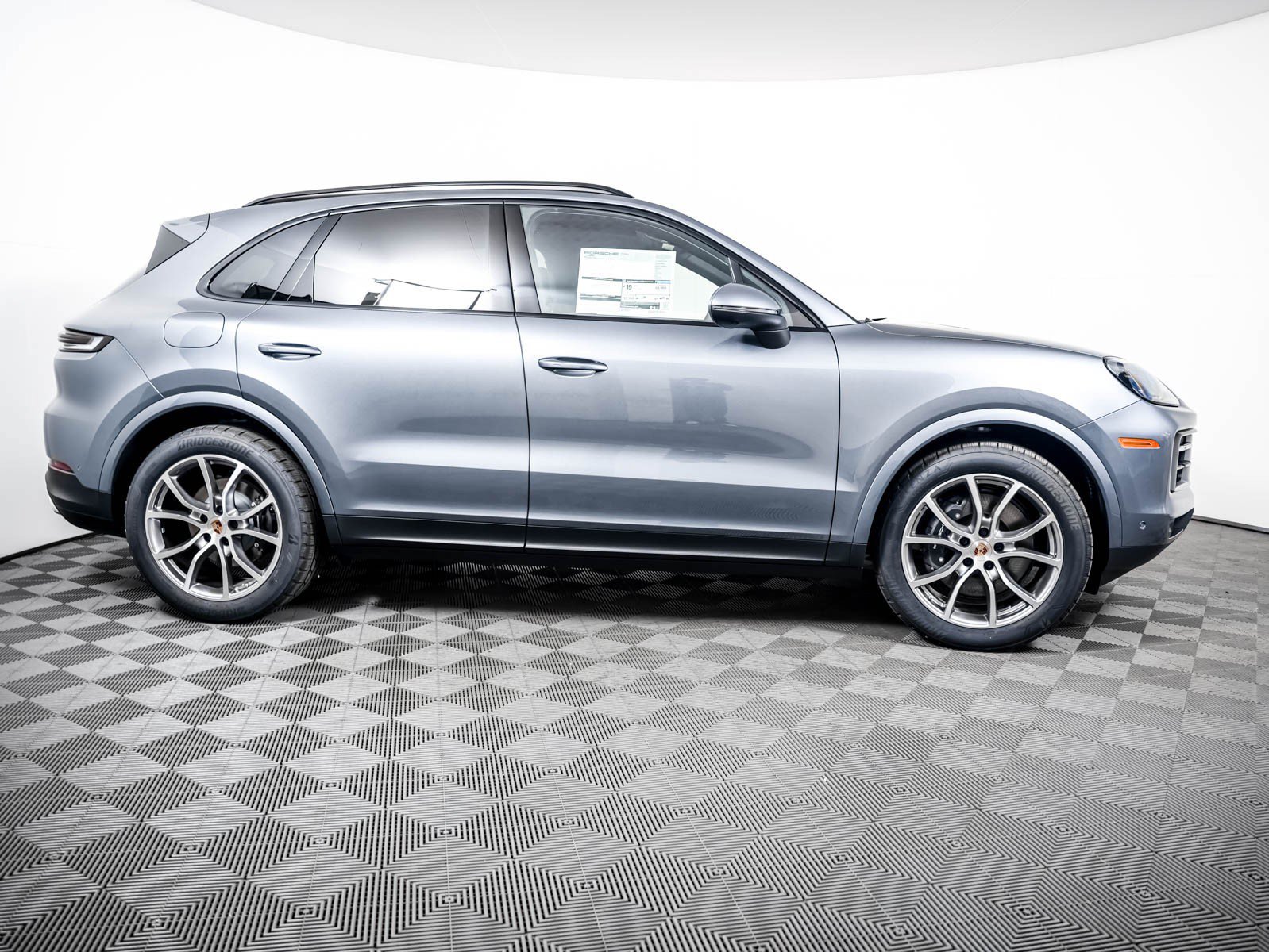 New 2026 VANADIUM GREY Porsche  image 9