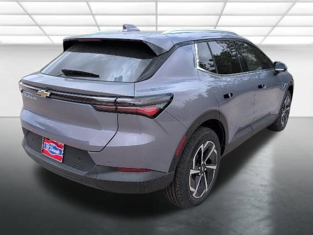 New 2026 Galaxy Gray Metallic Chevrolet LT image 31