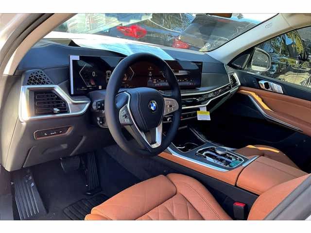 New 2026 Mineral White Metallic BMW xDrive40i image 8