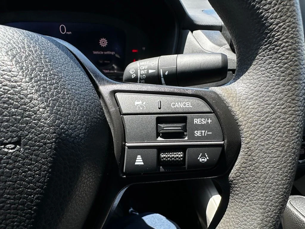 Used 2024  Honda LX image 30