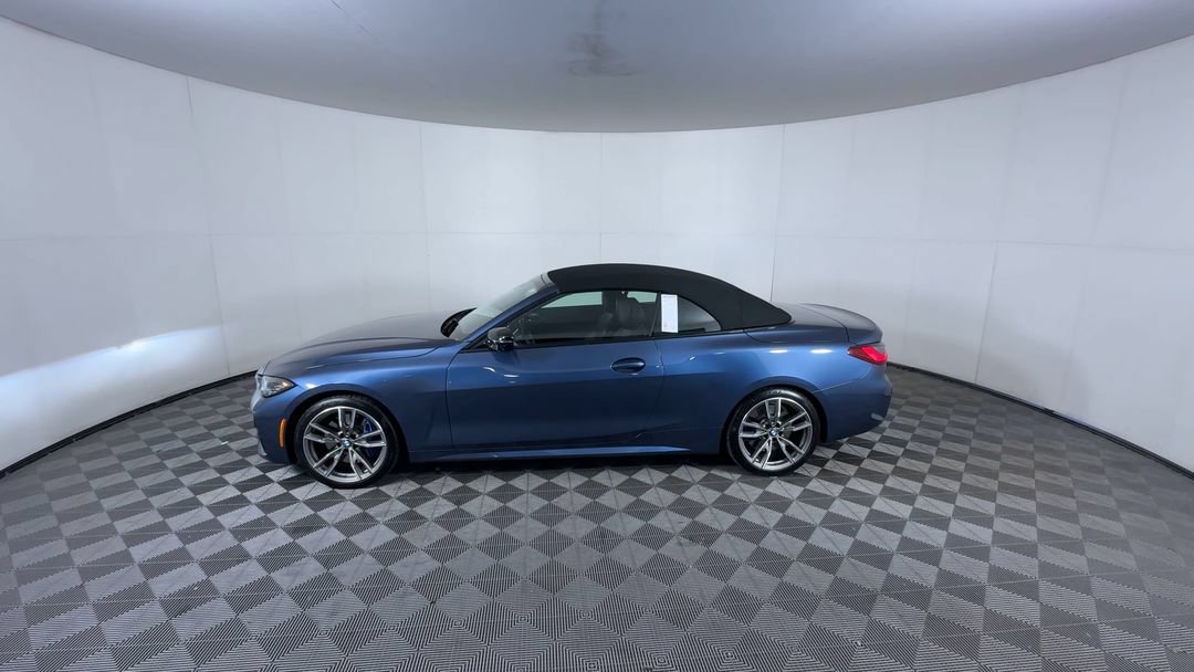 Used 2022 Arctic Race Blue Metallic BMW M440i xDrive image 4