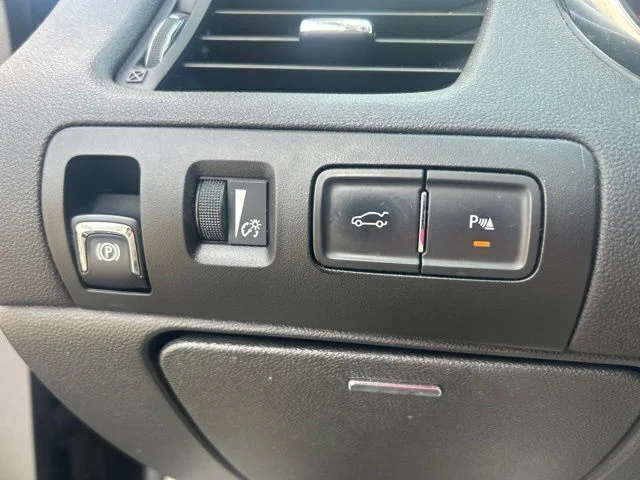 Used 2014 Black Chevrolet LT image 13