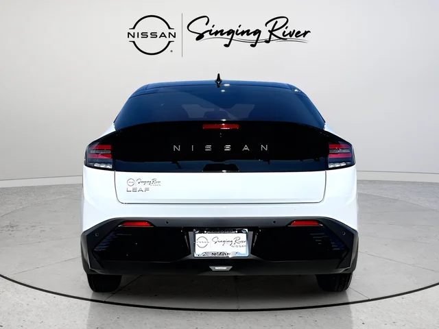 New 2026 Everest White Pearl TriCoat / Super Black Two-tone Nissan SV+ image 4