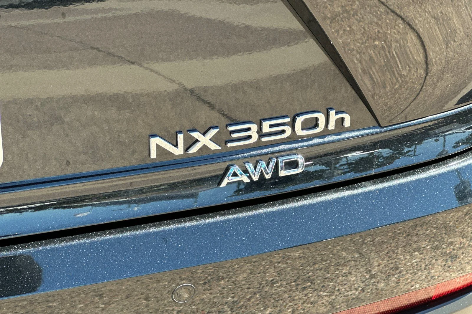 Certified Used 2025 Caviar Lexus 350h Premium image 21