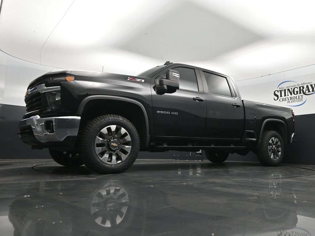 Used 2024 Black Chevrolet LT image 28