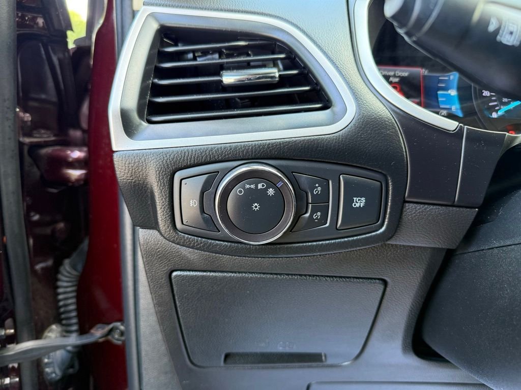 Used 2019 Burgundy Velvet Metallic Tinted Clearcoat Ford SEL image 14
