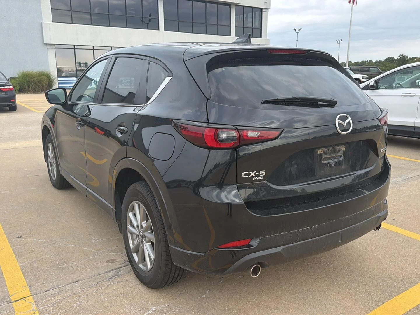 Used 2025 Jet Black Mica Mazda 2.5 S Preferred Package image 5
