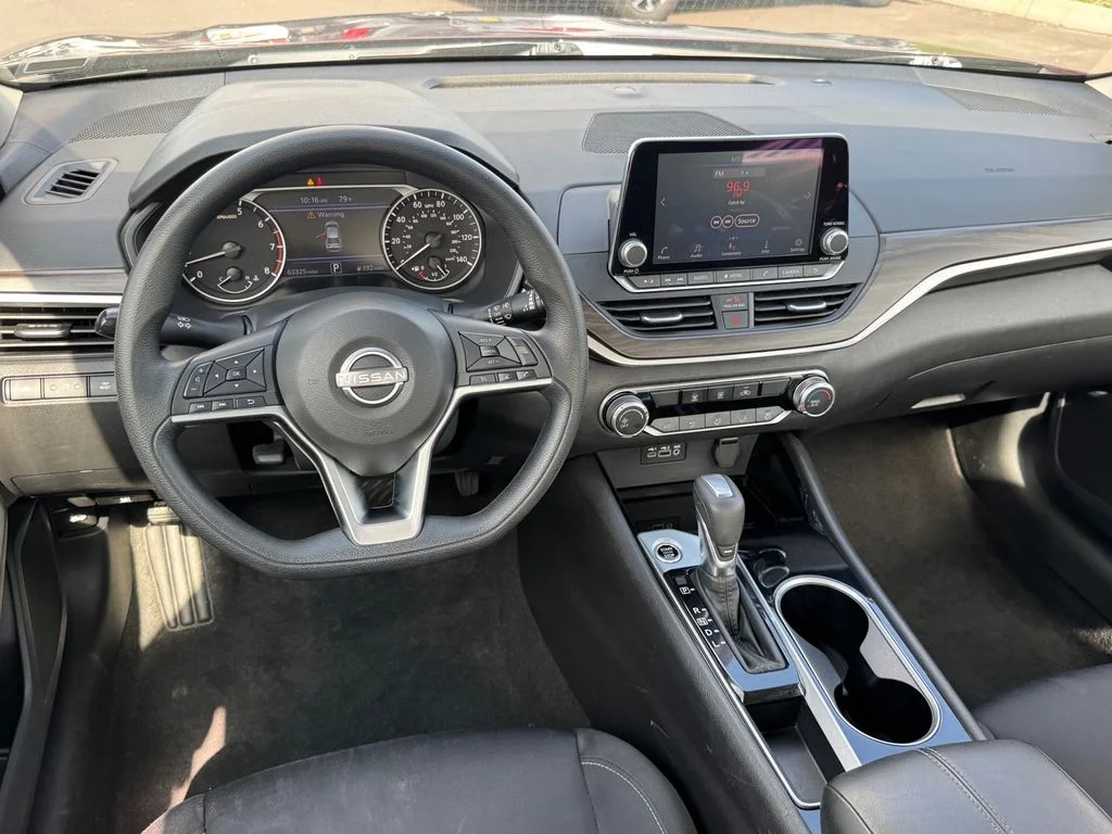 Used 2024 Red Nissan 2.5 SV image 11