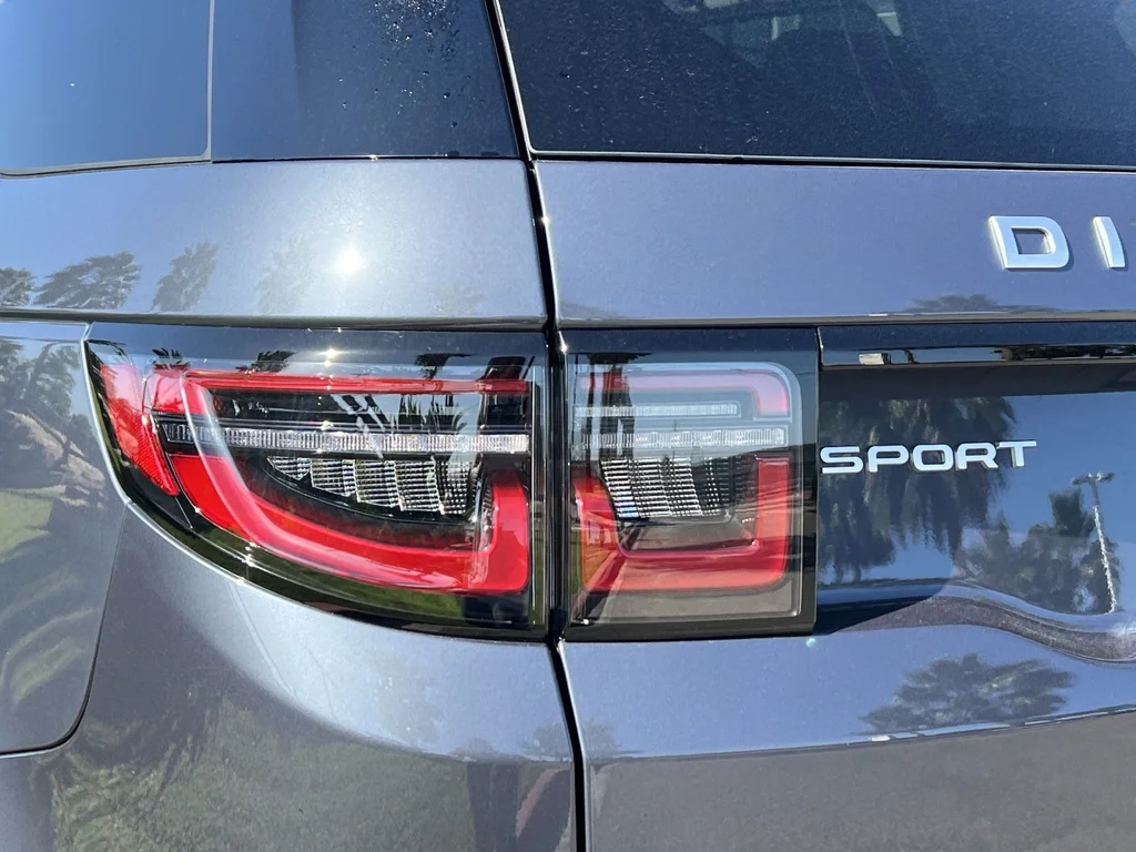 Used 2025 Blue Land Rover S image 14