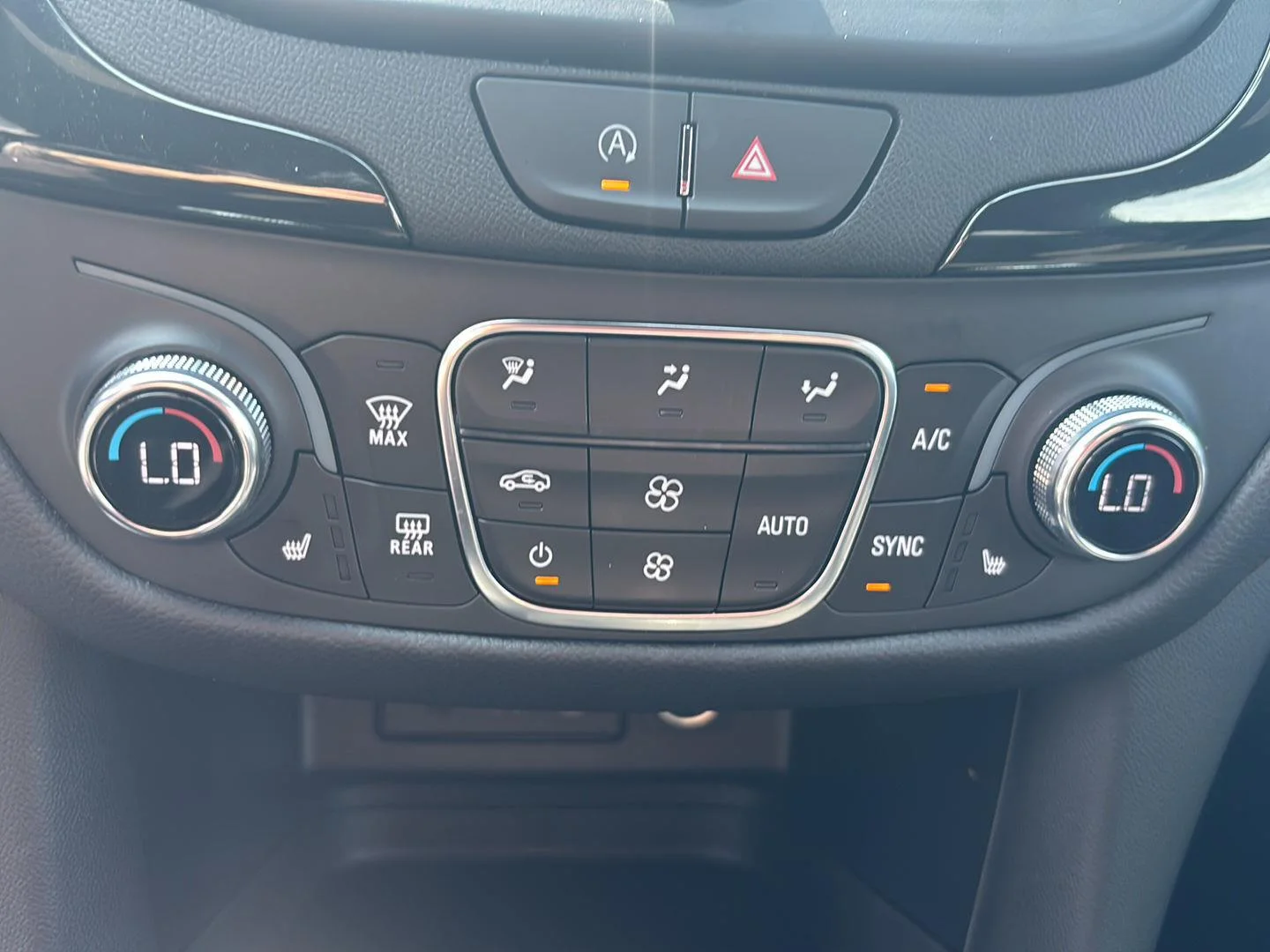 Used 2023 Summit White Chevrolet RS image 27