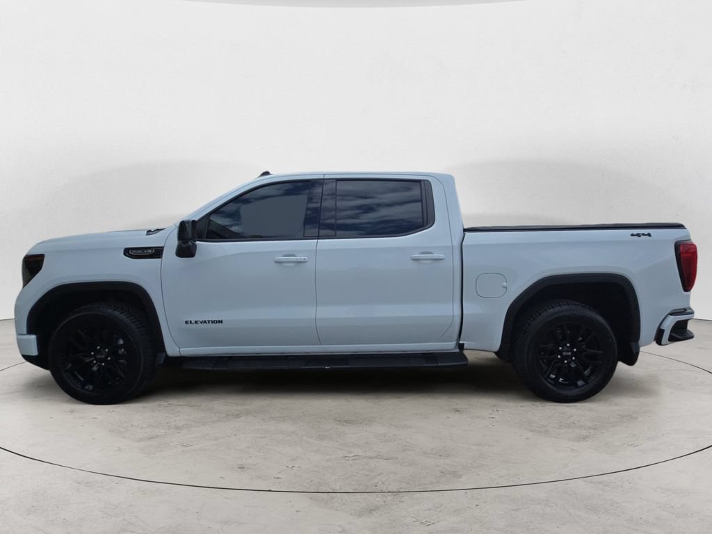 Used 2024 Summit White GMC Elevation image 12
