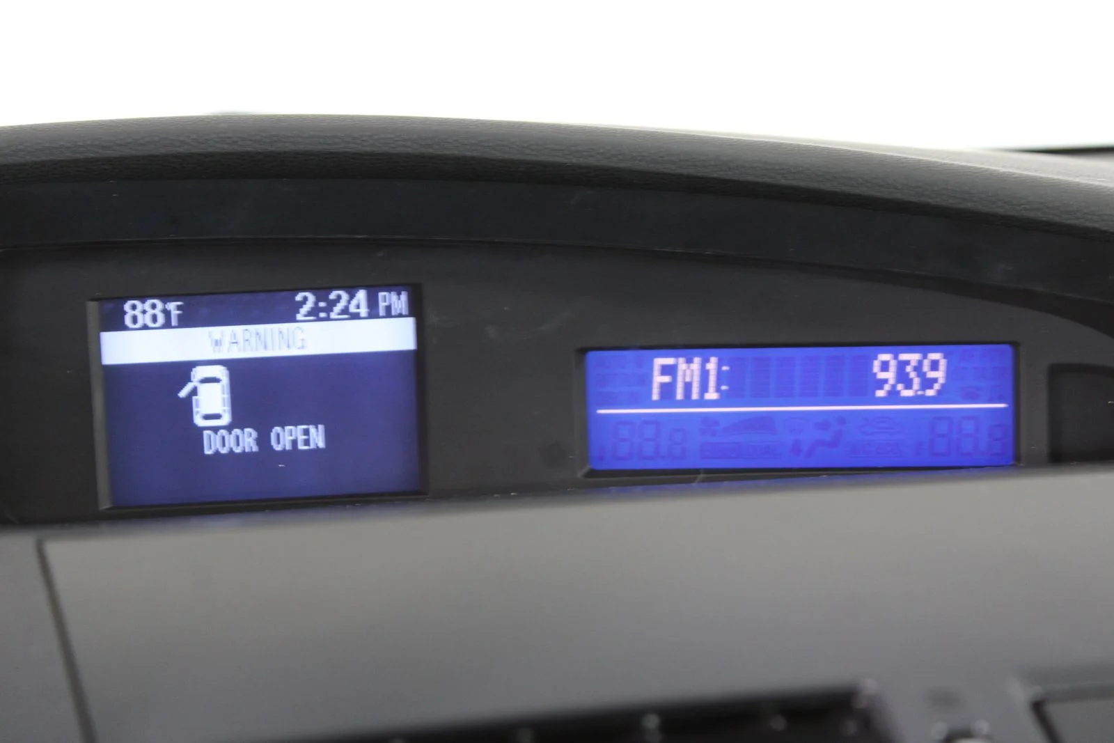 Used 2013 Black Mazda i Sport image 18