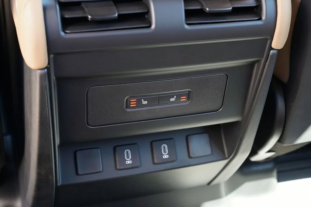 New 2026 Borasco Grey Land Rover X-Dynamic SE image 35