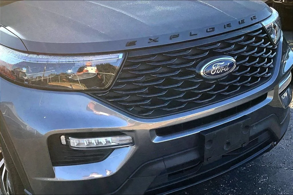 Used 2024 Gray Ford ST-Line image 31