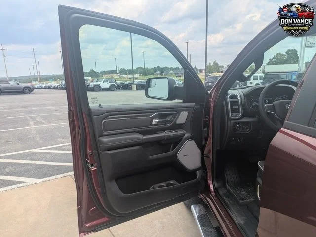 New 2026 Delmonico Red Pearl-Coat Exterior Paint RAM Laramie image 9