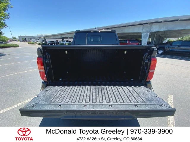 Used 2024  Toyota SR5 image 22
