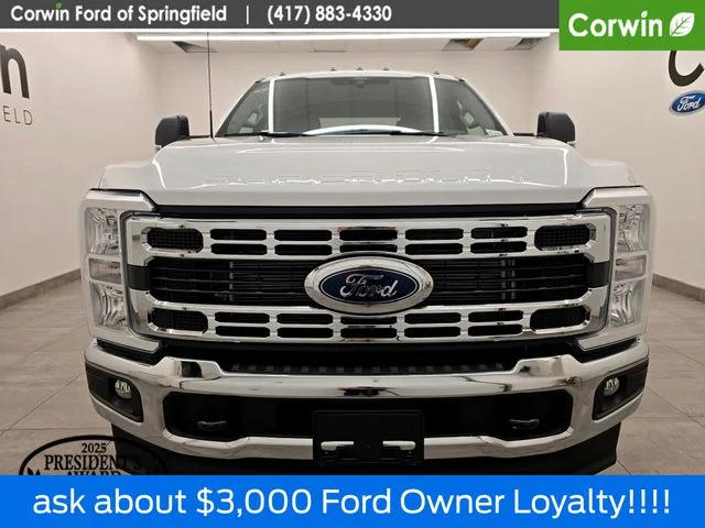 New 2026 Oxford White Ford F-350® XLT image 10