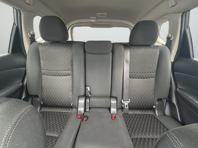 Used 2018 Gray Nissan SV image 34