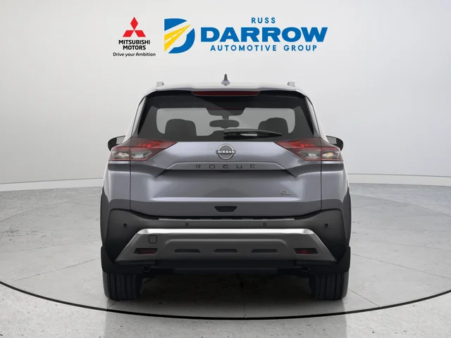 Used 2023 Gray Nissan SL image 4