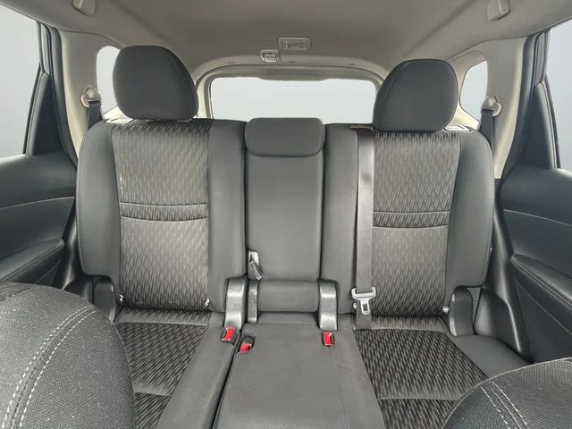 Used 2018 Gray Nissan SV image 34