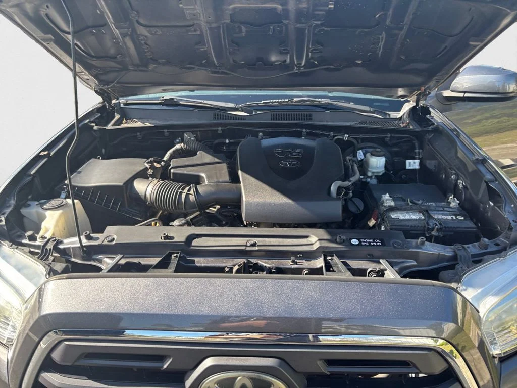 Used 2019 Gray Toyota SR5 image 13