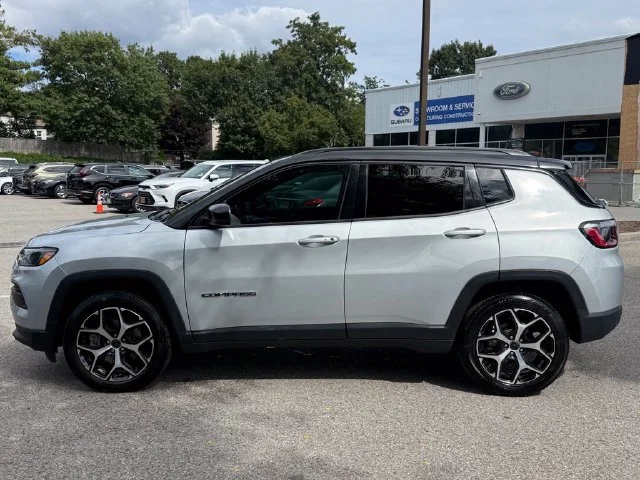 Used 2025 Silver Jeep Limited image 4