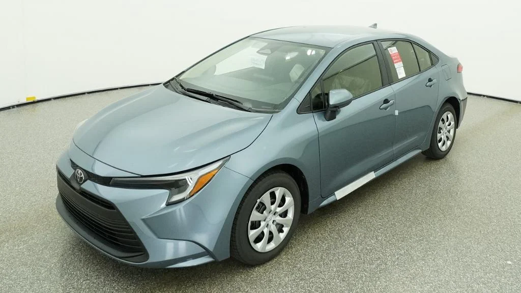 2026 Toyota Corolla LE Hybrid CVT's photo