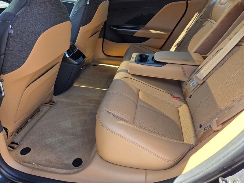 Used 2022  Lucid Grand Touring image 17