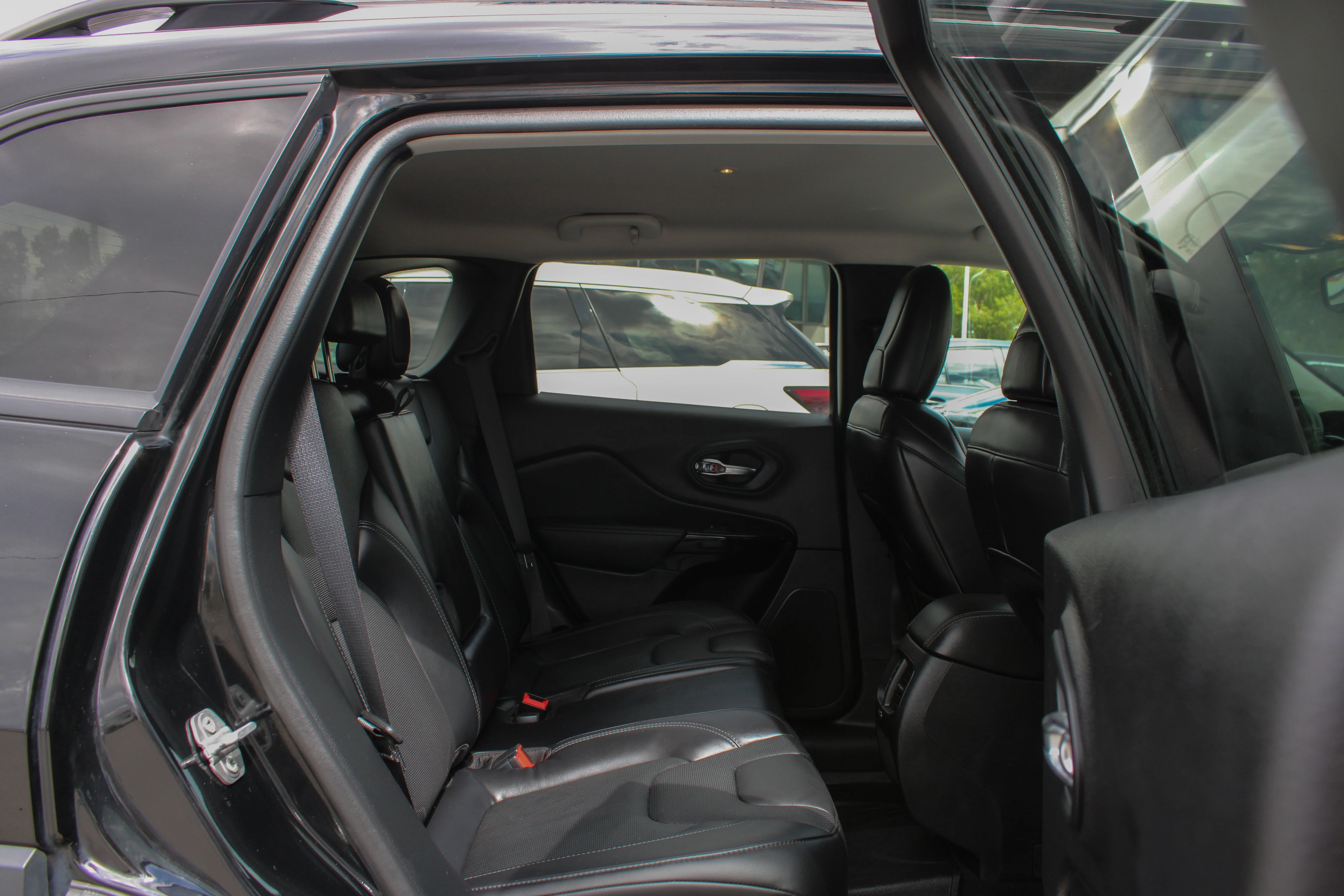 Used 2021 Black Jeep Altitude* 4x4 | Nappa Leather | Heated Seats | Heated Steering Wheel | image 15