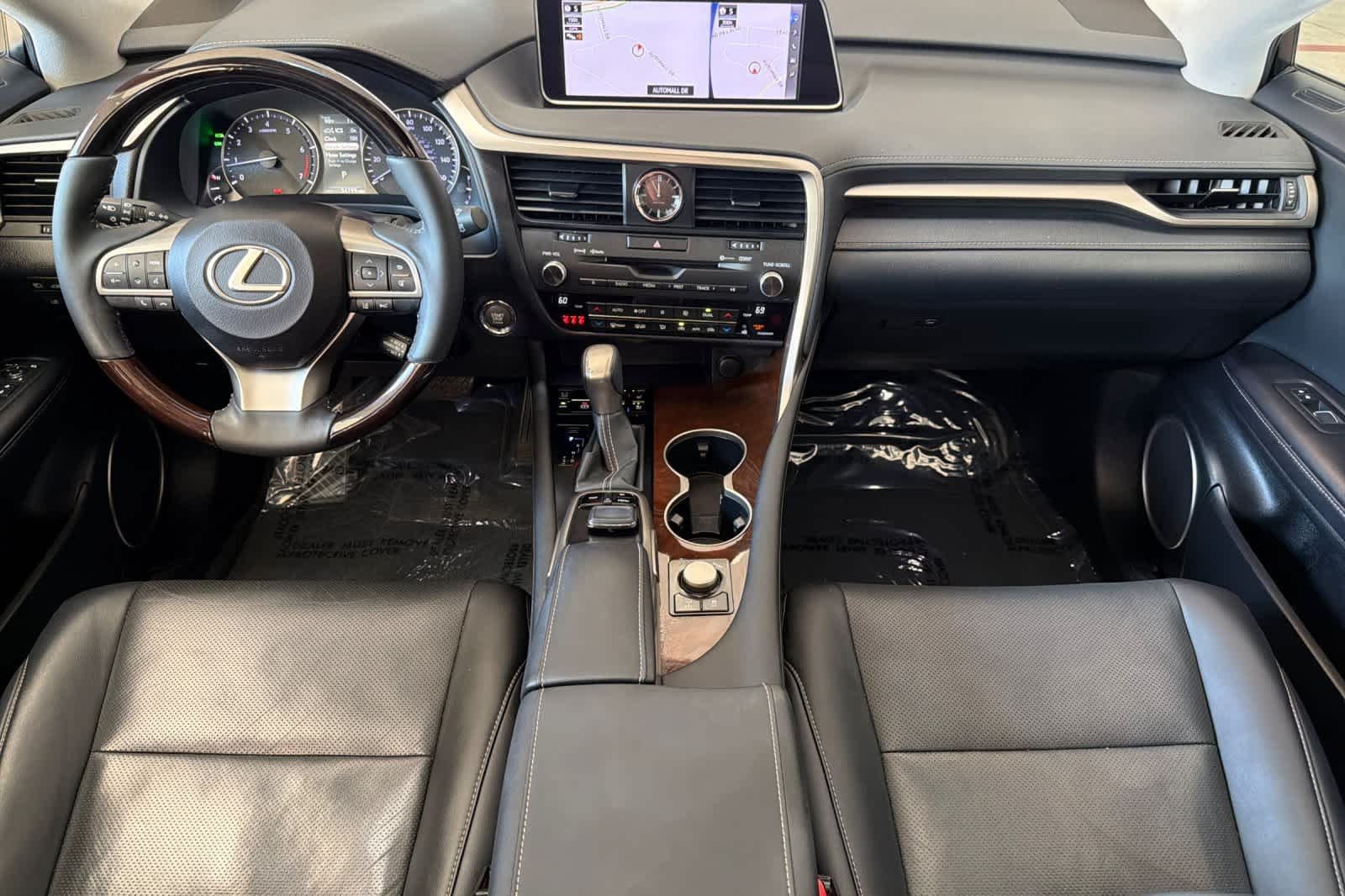 Used 2019 Matador Red Mica Lexus  image 3