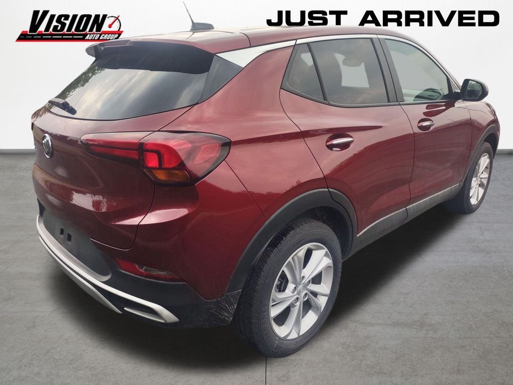 Used 2023 Red Buick Preferred image 5