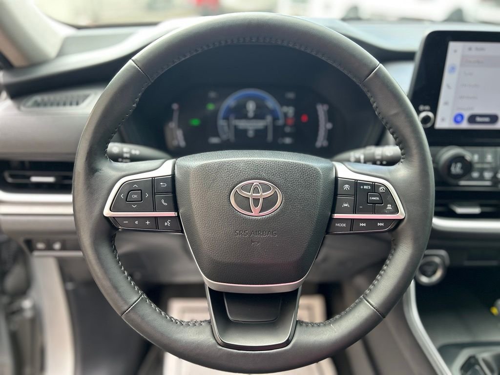 Used 2025 Silver Toyota Limited image 20
