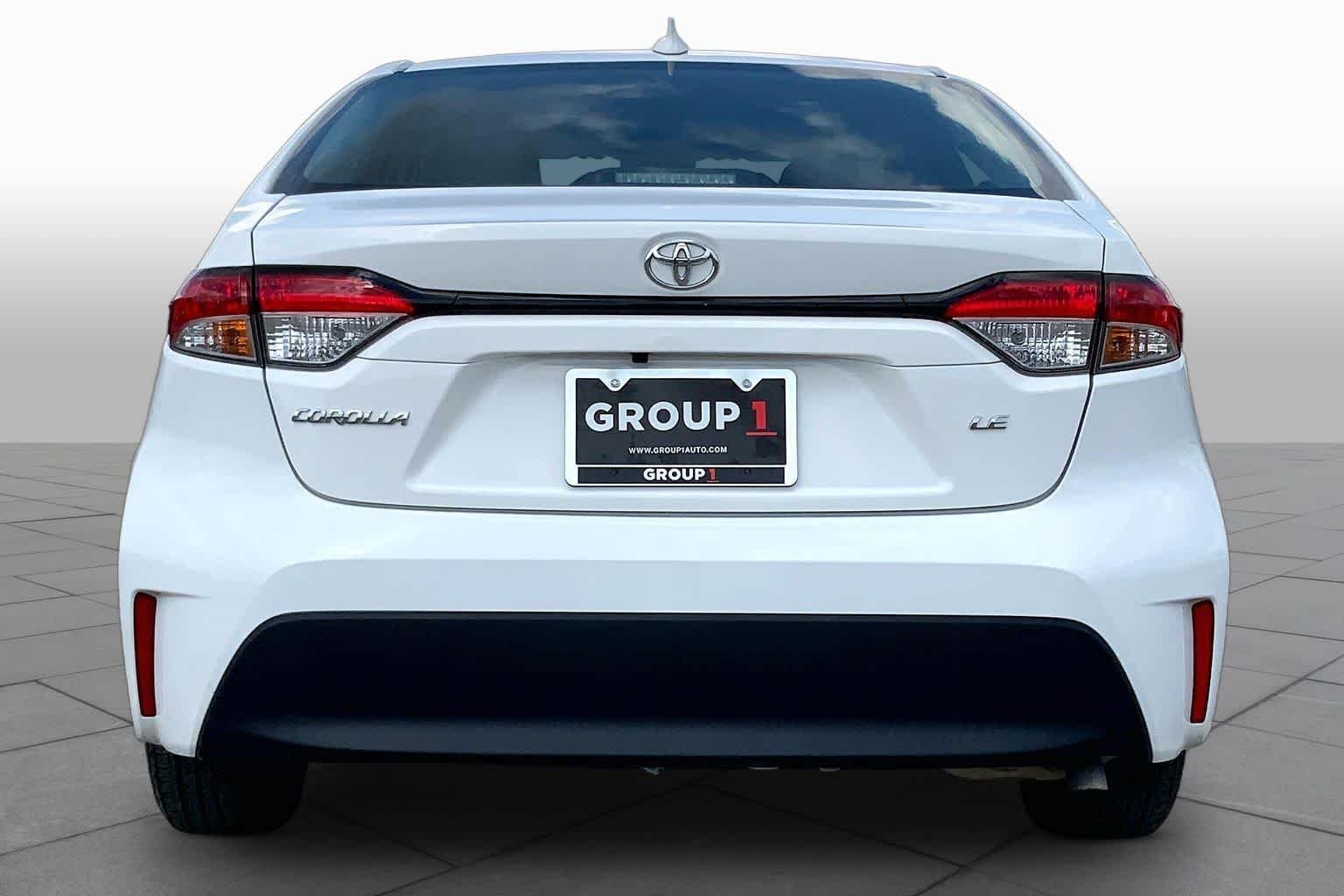 Used 2024 Ice Cap Toyota LE image 5
