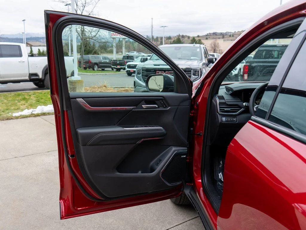 Used 2026 Red GMC Elevation image 19