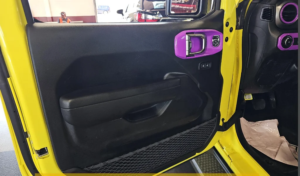 Used 2023 Yellow Jeep Sport S image 15