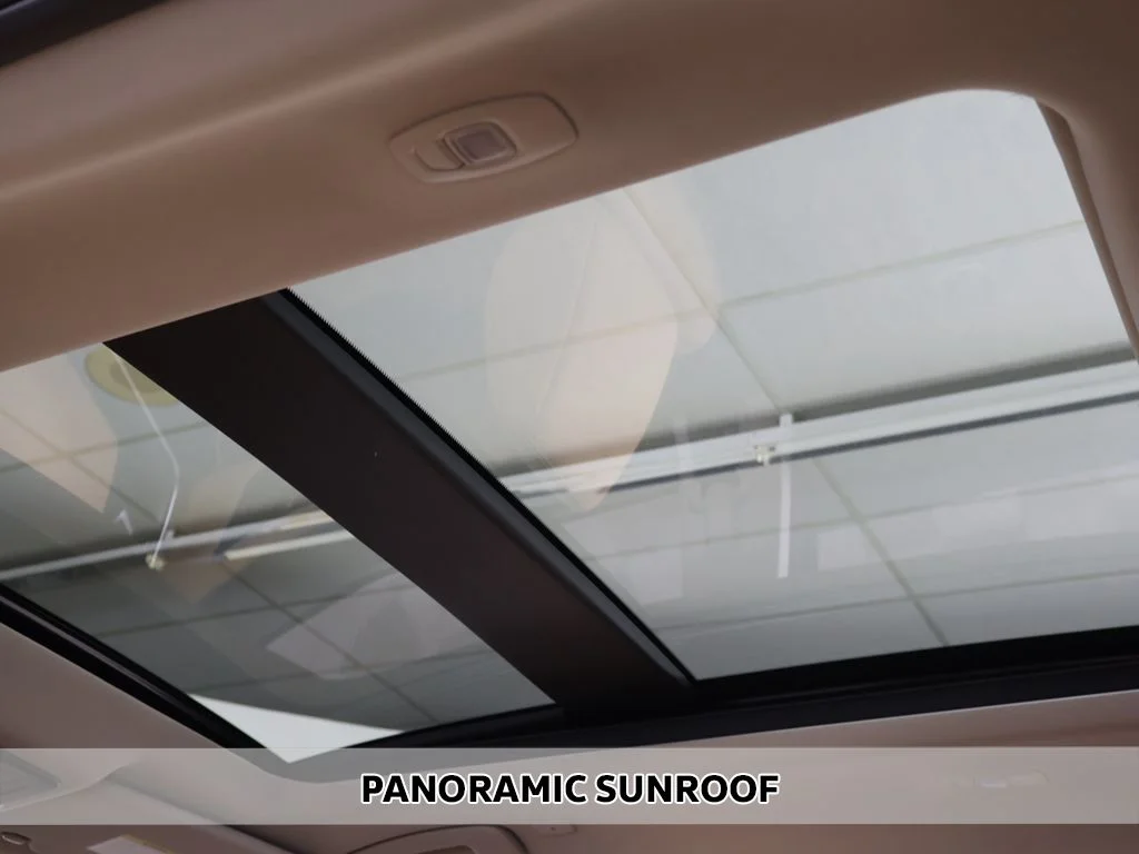 Used 2023  Nissan Platinum image 4