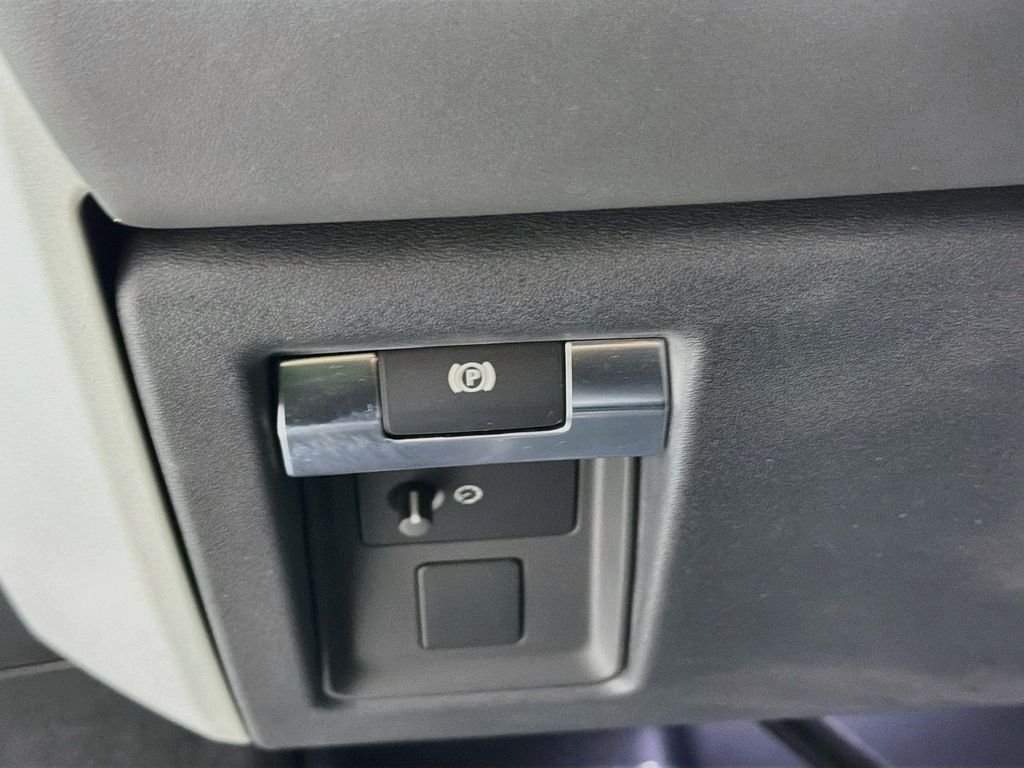 Certified Used 2023 Black Land Rover SE image 10