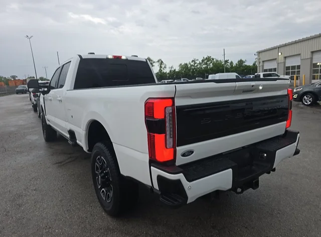 Used 2026 White Metallic Ford Platinum image 3
