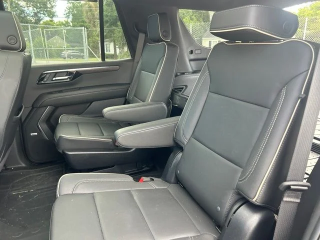 Used 2025 Gray Chevrolet Premier image 22