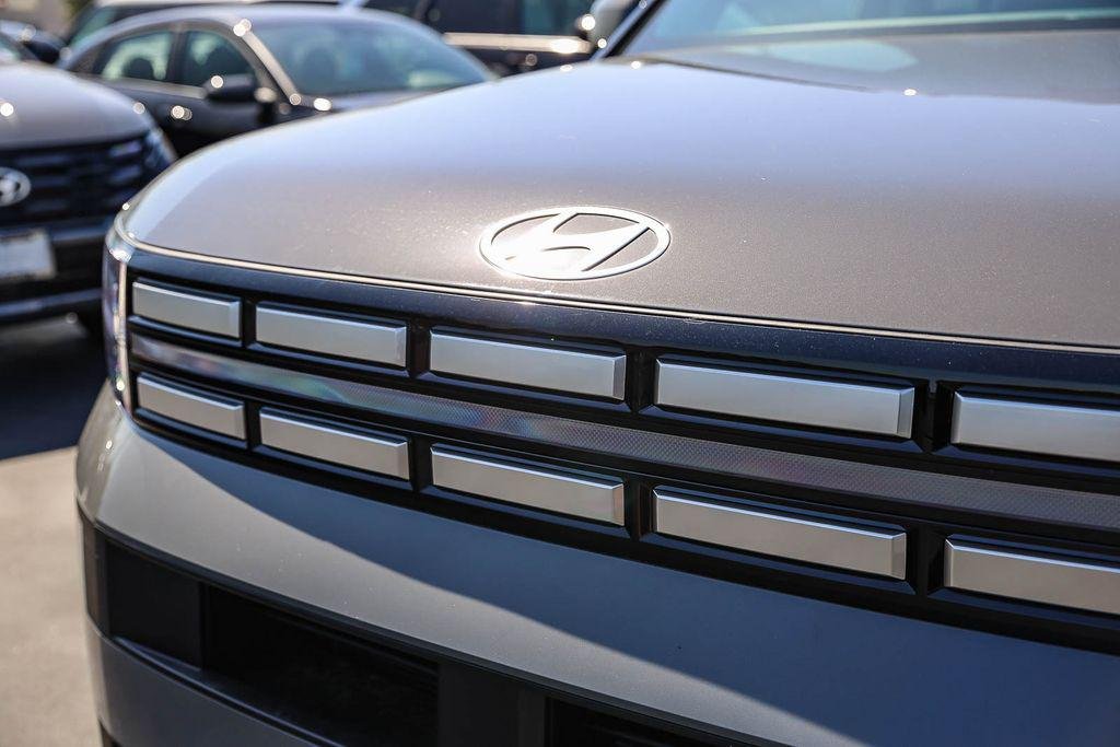New 2026 Hampton Gray Hyundai SEL AWD image 11