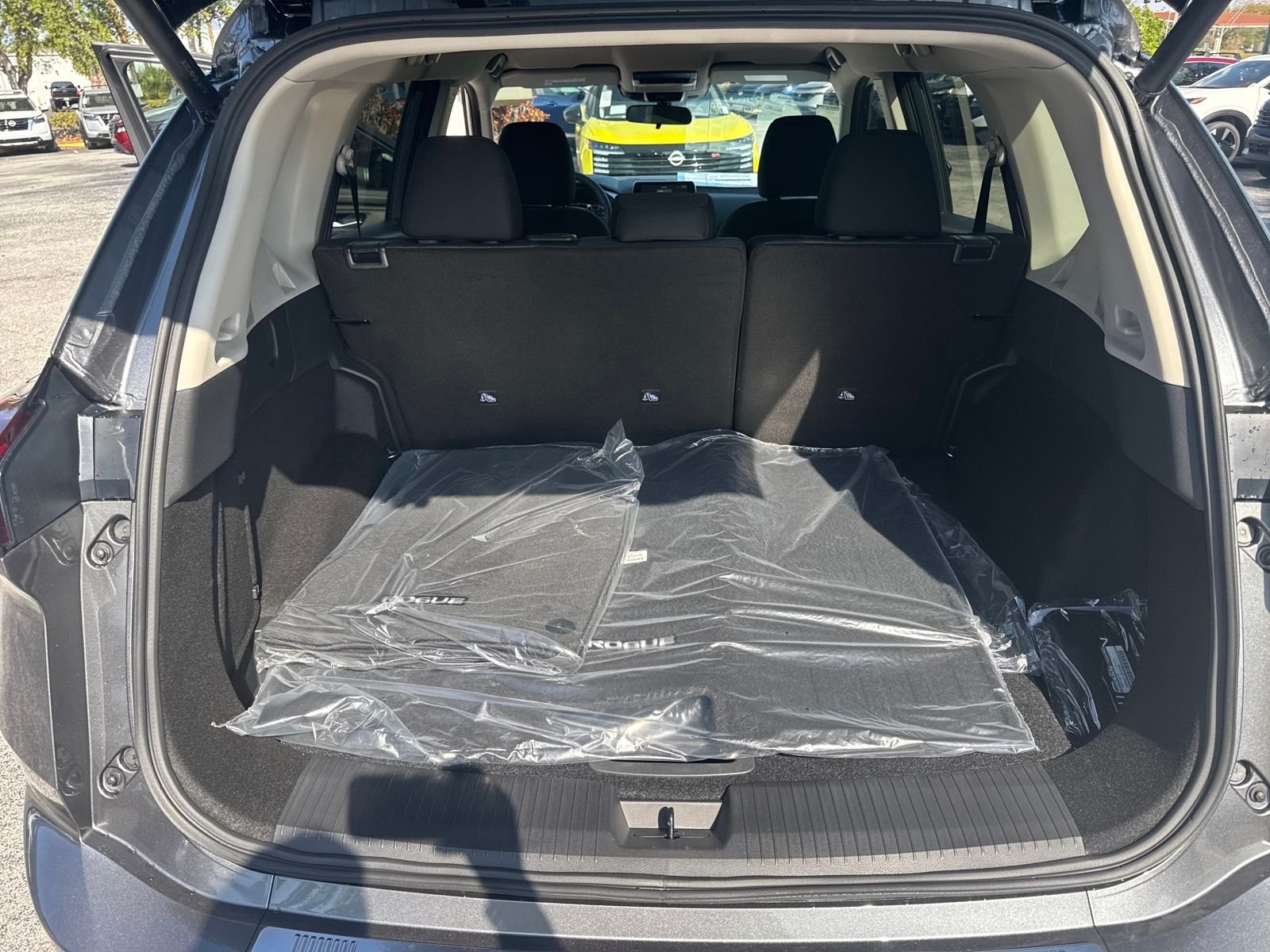 New 2026 Nissan Rogue SV 4D Sport Utility