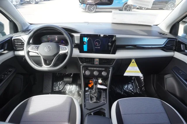 New 2027 Pure White Volkswagen S image 22