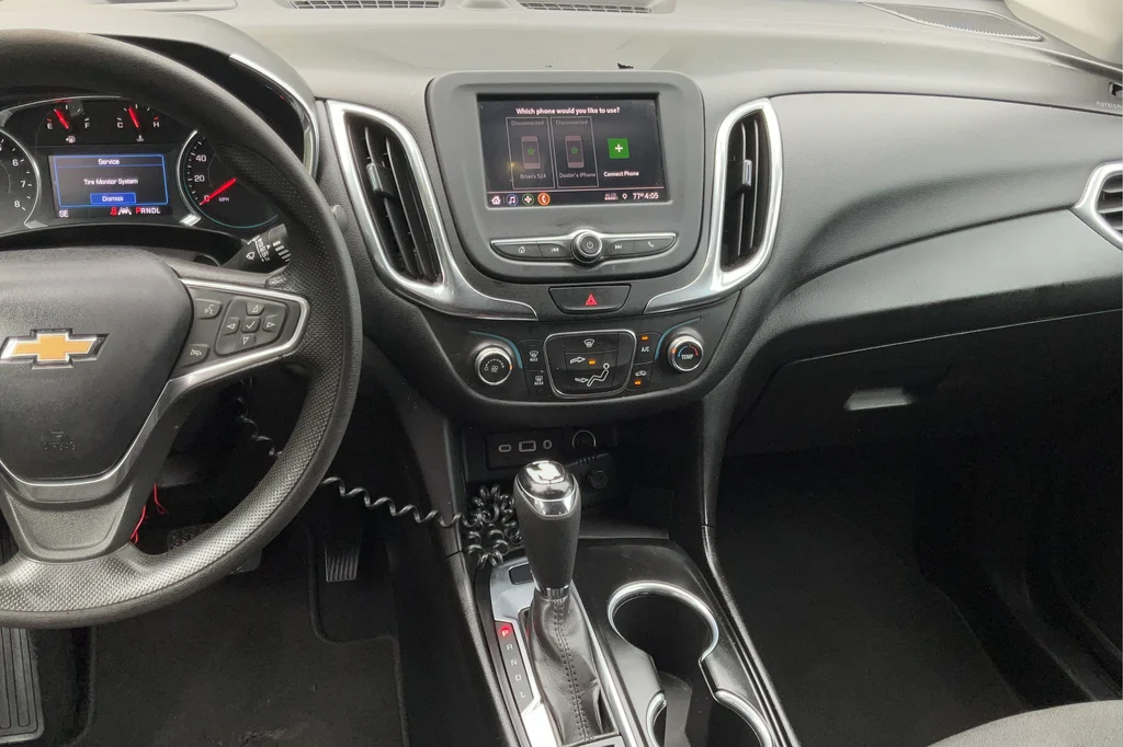 Used 2020 Gray Chevrolet LT image 16