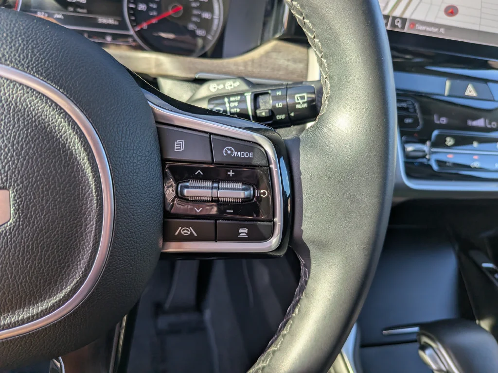 Used 2023 Gray Kia EX image 29