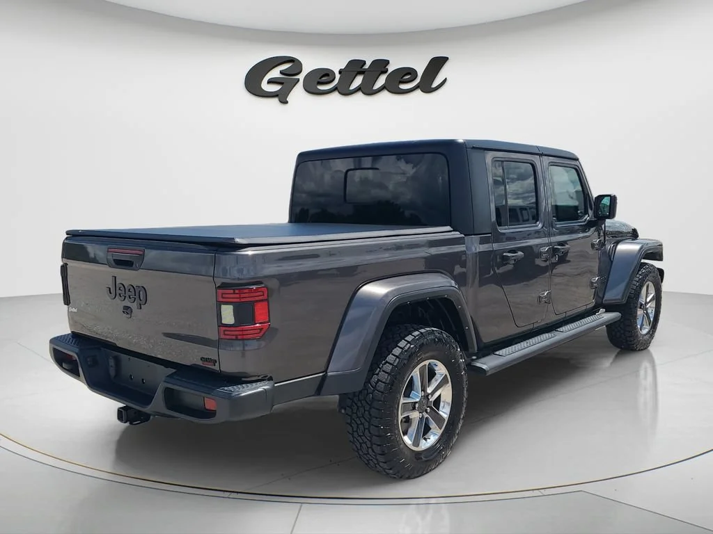 Used 2023 Granite Crystal M Jeep Sport S image 5