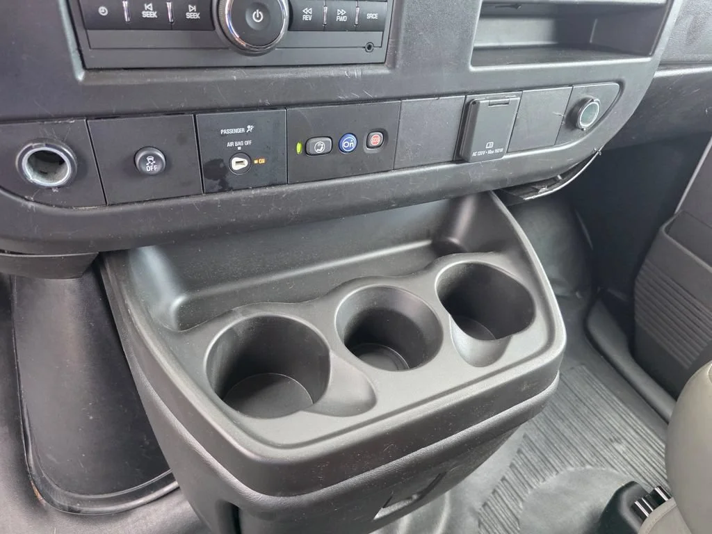 Used 2024 Summit White GMC Work Van image 16