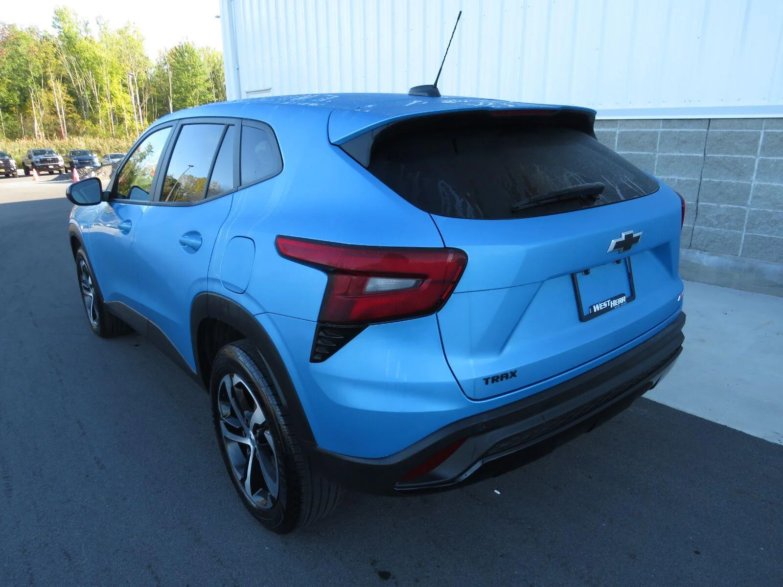Used 2025 Marina Blue Metallic Chevrolet 1RS image 17