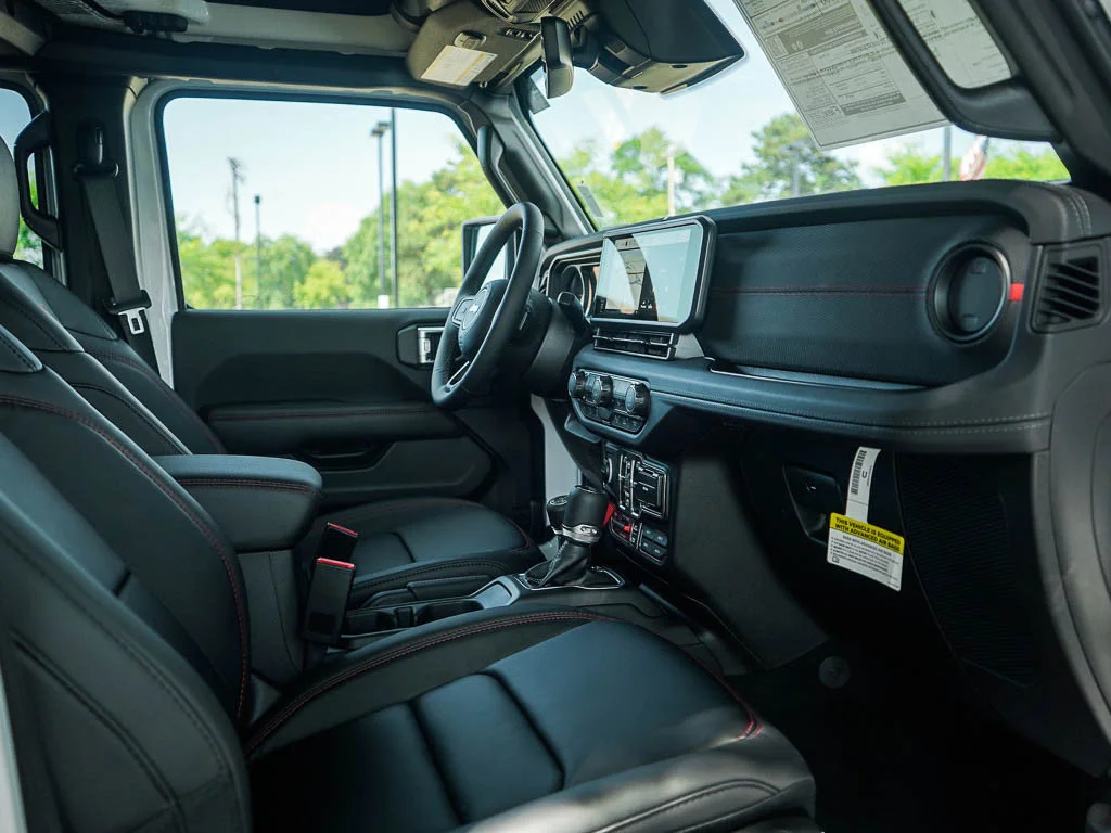 New 2026 Bright White Clearcoat Jeep Rubicon X image 10